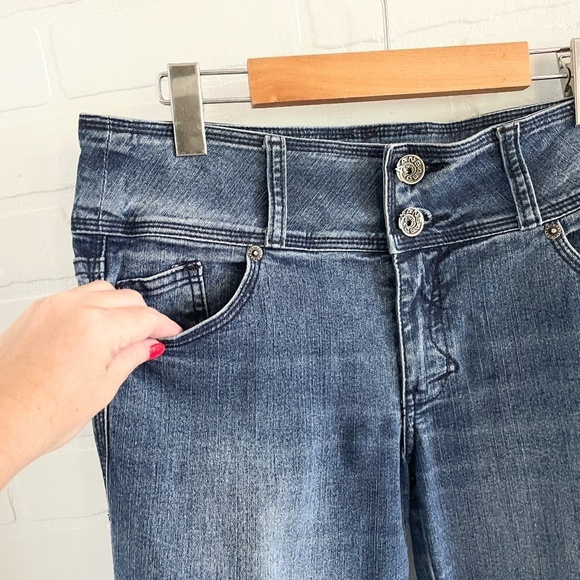 Vintage Y2K Denim Jeans Kansas Mid Rise Dark/Mid Wash Blue Cotton blend Sz 32 - Picture 8 of 14